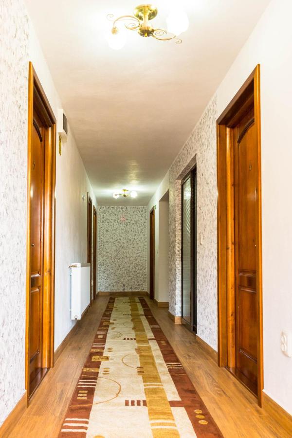Hotel La Mateo Călimăneşti Exterior foto